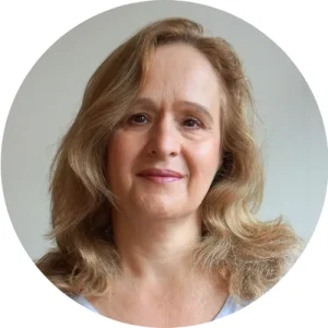 A headshot of Dr Sue Sheppard